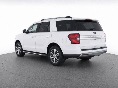 Used 2022 Ford Expedition Limited RWD image 3