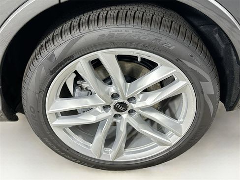 New 2025 Audi Q7 3.0T Premium Plus image 24