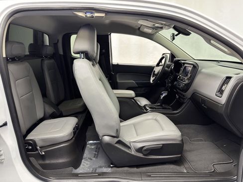 Used 2022 Chevrolet Colorado W/T image 19