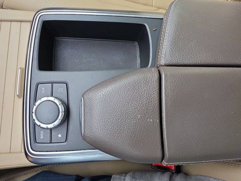 Used 2013 Mercedes-Benz ML 350 4MATIC image 17