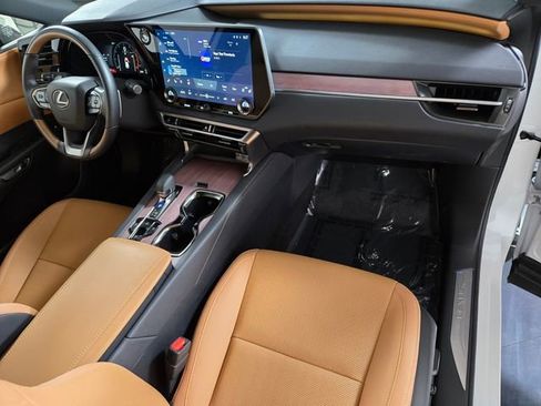 Certified 2025 Lexus RX 350 Premium image 24
