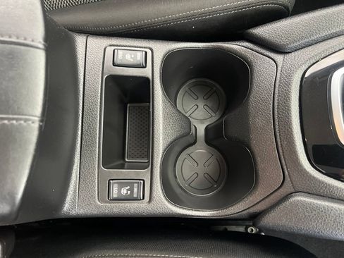 Used 2022 Nissan Rogue Sport SV AWD/4WD image 24