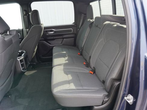 Used 2021 RAM 1500 Big Horn AWD/4WD image 34