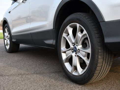 Used 2013 Ford Escape SEL w/ Class II Trailer Tow Pkg image 10