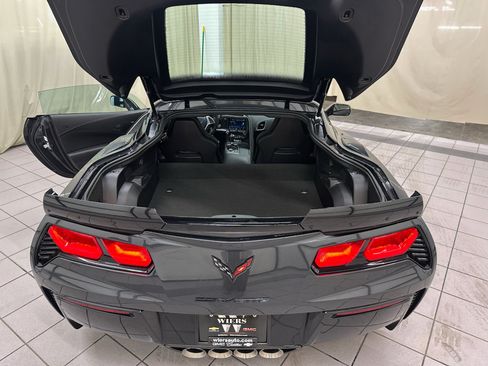Used 2017 Chevrolet Corvette Grand Sport w/ Z07 Performance Package RWD image 9