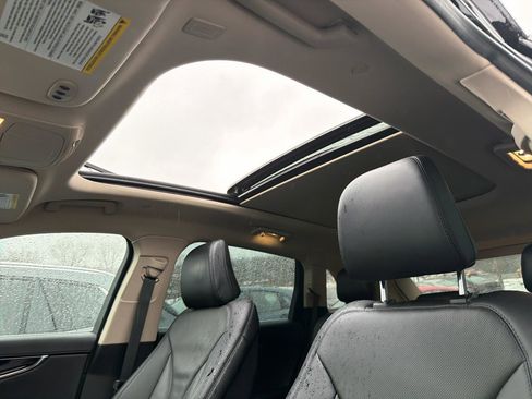 Used 2022 Lincoln Nautilus Reserve image 18