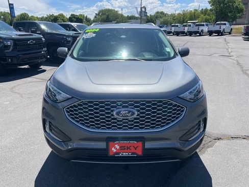 Used 2024 Ford Edge SEL w/ Convenience Package AWD/4WD image 4
