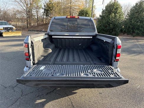 Used 2023 Nissan Frontier PRO-4X w/ Pro Convenience Package image 12