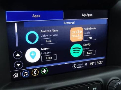 Used 2023 GMC Terrain SLT image 28