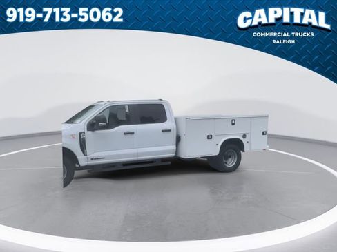New 2024 Ford F350 XL w/ XL Chrome Package image 4