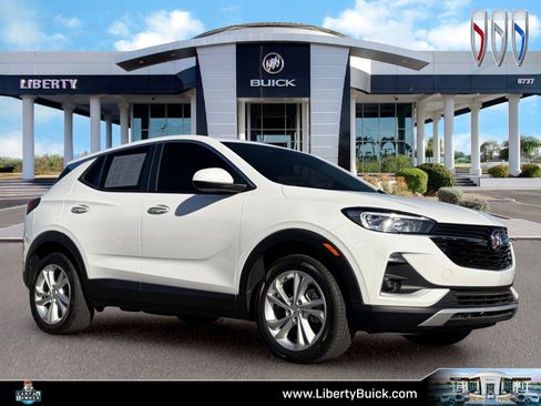 Used 2023 Buick Encore GX Preferred w/ Cold Weather Comfort Package FWD image 1
