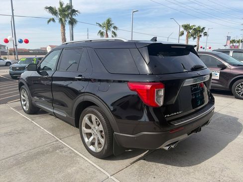 Used 2020 Ford Explorer Platinum w/ Premium Technology Package AWD/4WD image 4