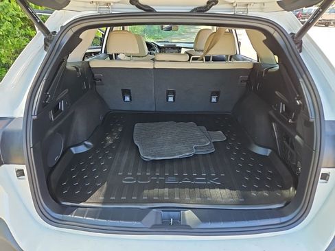 Used 2022 Subaru Outback Limited AWD/4WD image 11