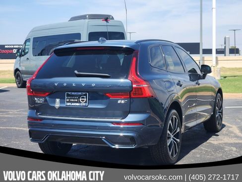 Certified 2024 Volvo XC60 B5 Plus w/ Protection Package Premier AWD/4WD image 4