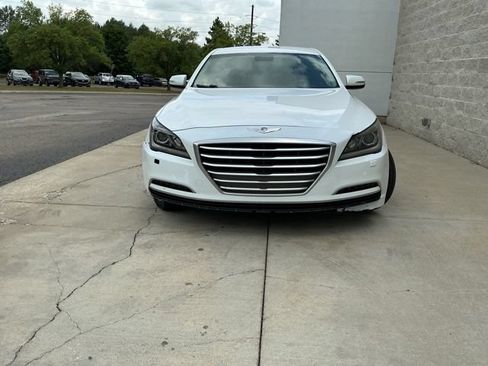 Used 2015 Hyundai Genesis 3.8 AWD/4WD image 12