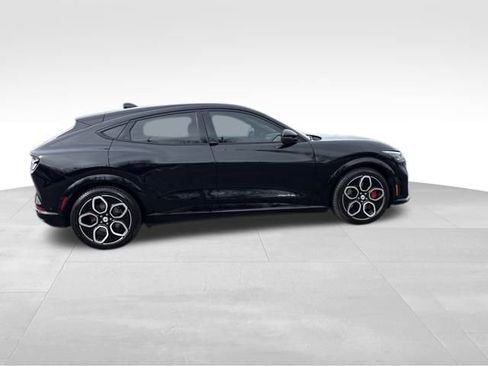 Certified 2023 Ford Mustang Mach-E GT image 5