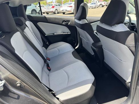 Used 2017 Toyota Prius Two FWD image 14