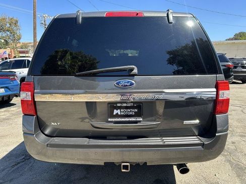 Used 2015 Ford Expedition EL XLT w/ Equipment Group 202A RWD image 4