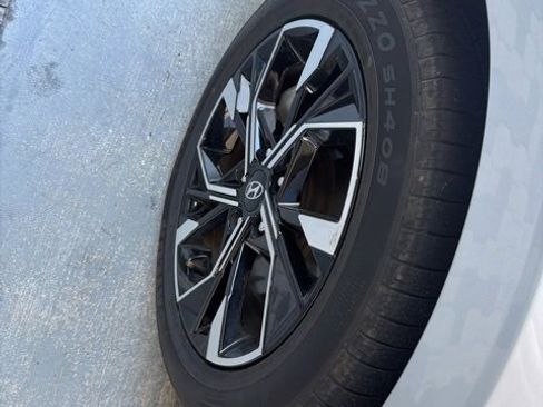 Used 2024 Hyundai Sonata SEL image 18