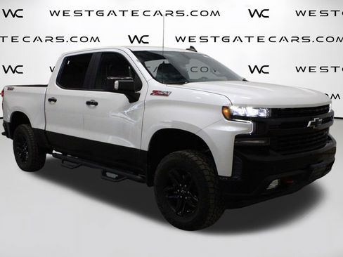 Used 2019 Chevrolet Silverado 1500 LT Trail Boss image 2