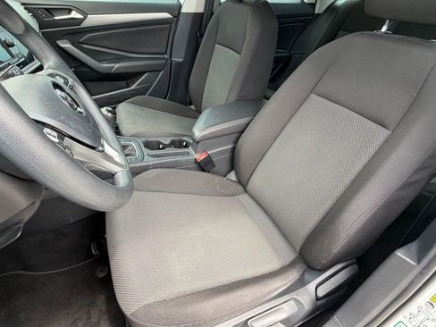 Used 2019 Volkswagen Jetta S image 5