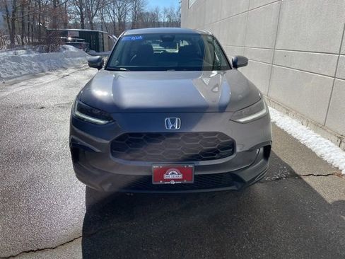 Certified 2025 Honda HR-V LX image 3