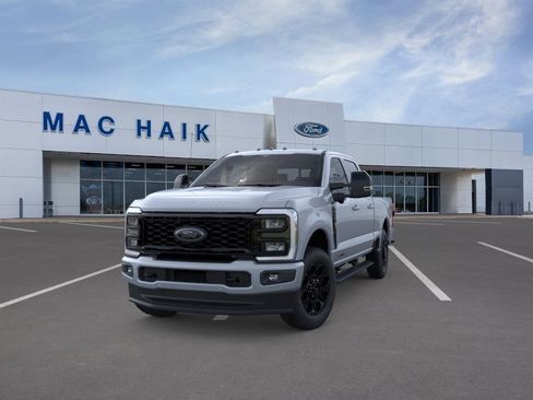 New 2026 Ford F250 Lariat w/ Black Appearance Package image 2