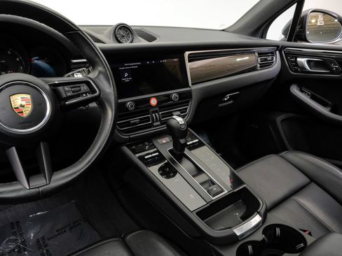 Used 2023 Porsche Macan w/ Premium Package Plus AWD/4WD image 26