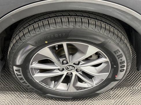 Used 2018 Toyota RAV4 XLE w/ Convenience Package AWD/4WD image 39