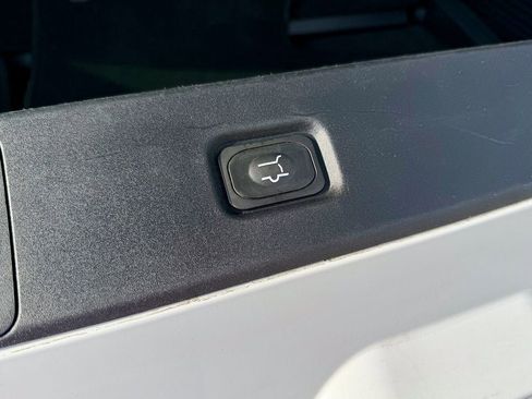 Certified 2025 Ford Expedition Active AWD/4WD image 21