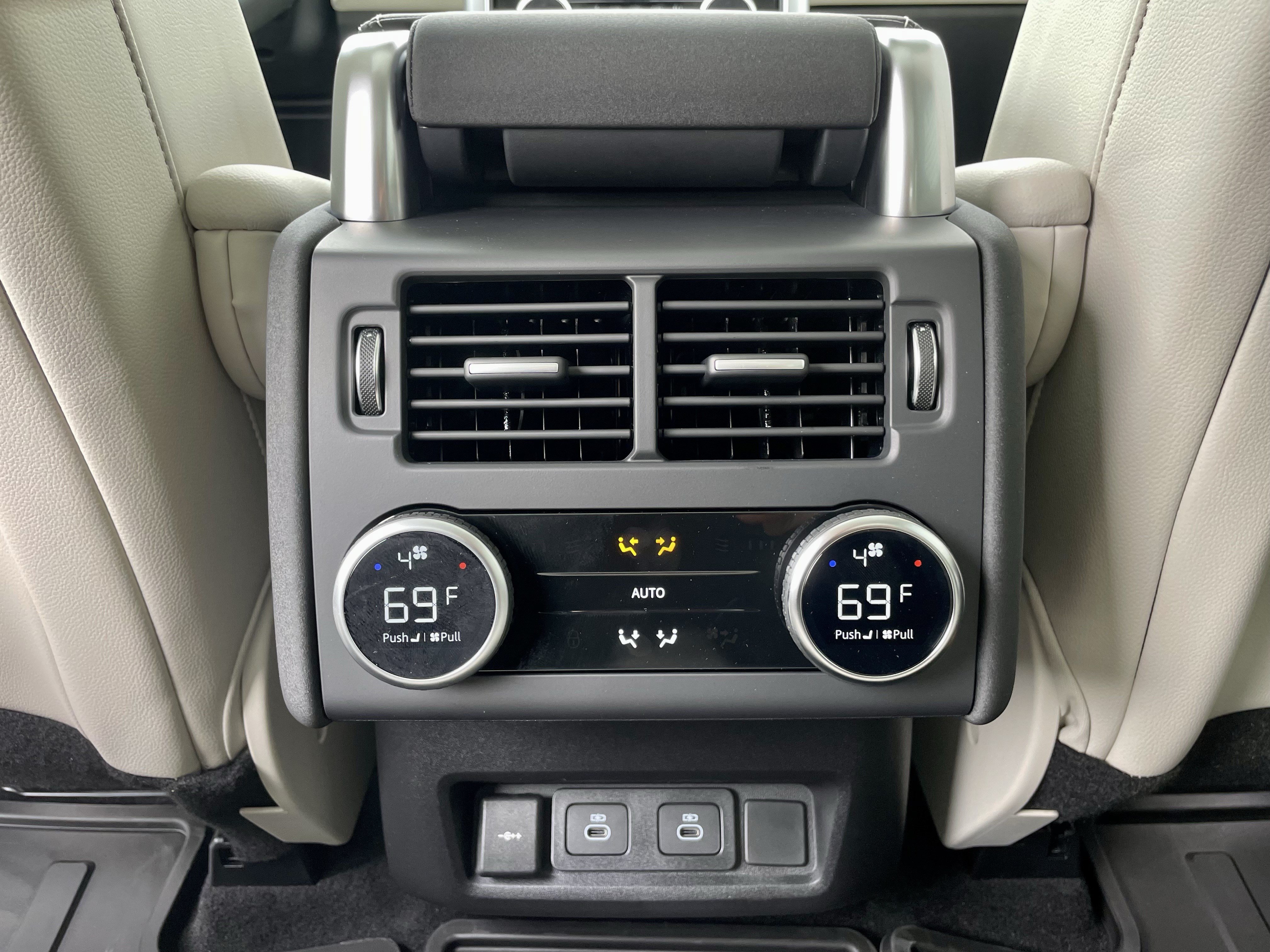 New 2026 Land Rover Discovery Dynamic SE AWD/4WD image 26