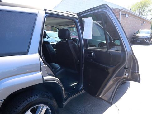 Used 2007 Chevrolet TrailBlazer LT w/ LT Preferred Equipment Group AWD/4WD image 13