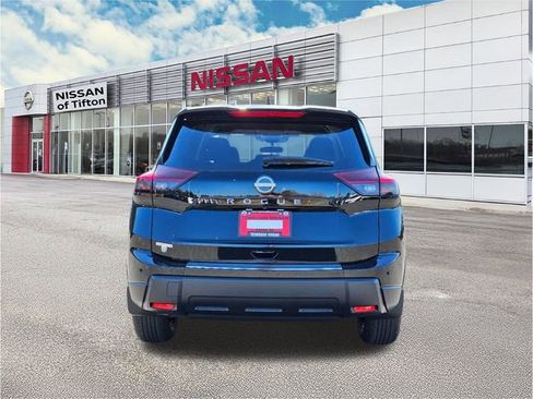 New 2026 Nissan Rogue SV image 5