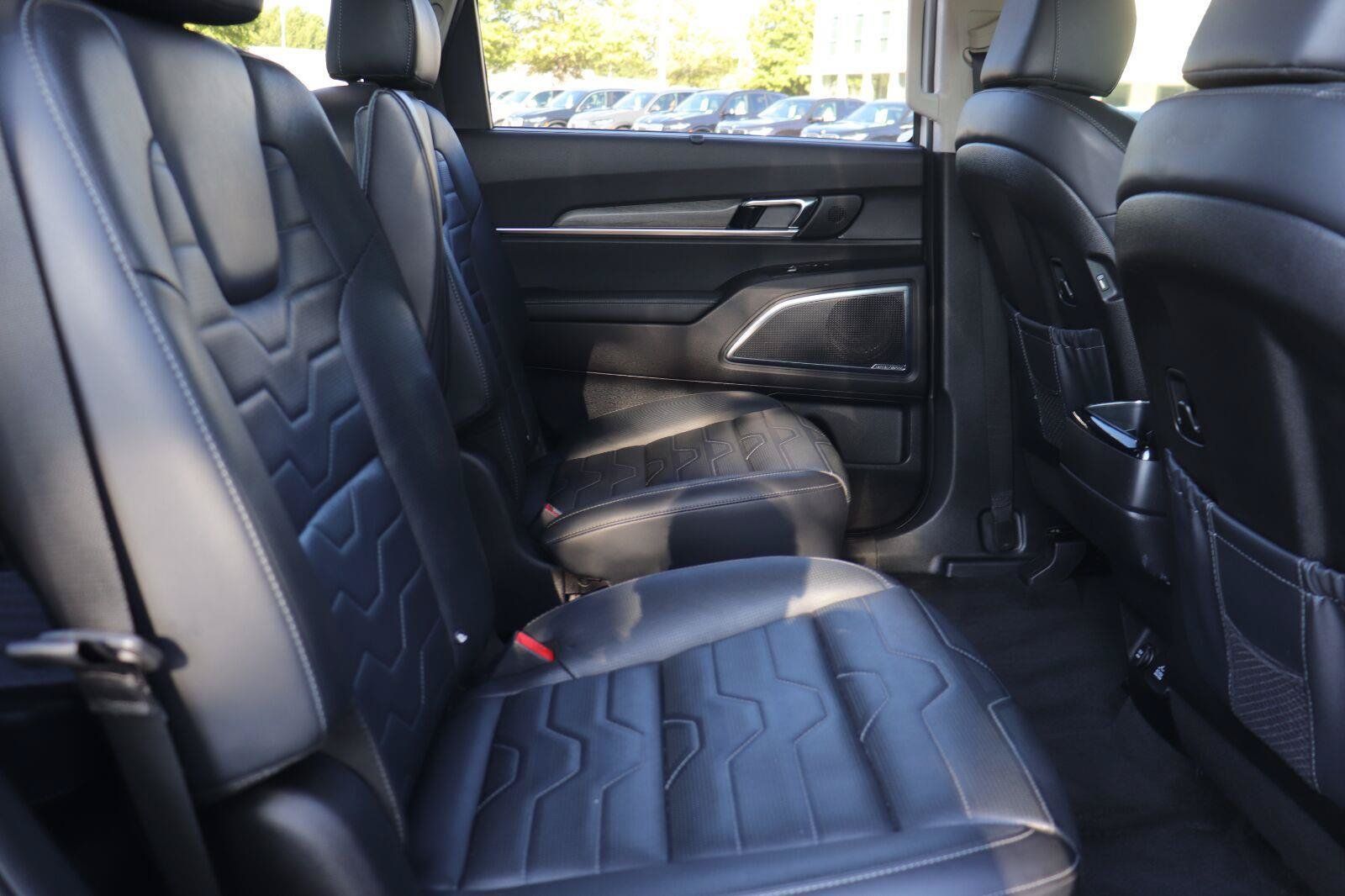 Used 2022 Kia Telluride SX w/ SX Prestige Package AWD/4WD image 21