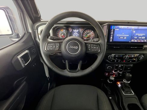 Used 2024 Jeep Wrangler Unlimited Sport AWD/4WD image 6