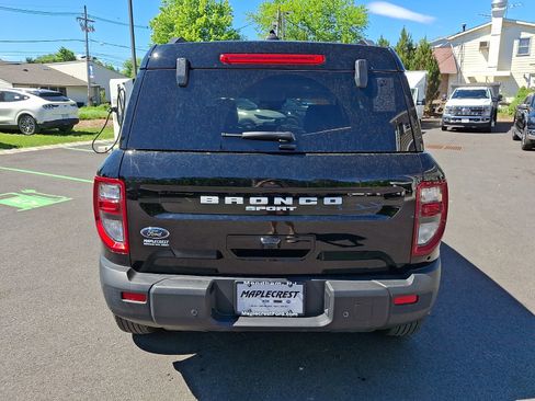 Certified 2025 Ford Bronco Sport Outer Banks w/ Outer Banks Tech Package+ AWD/4WD image 6