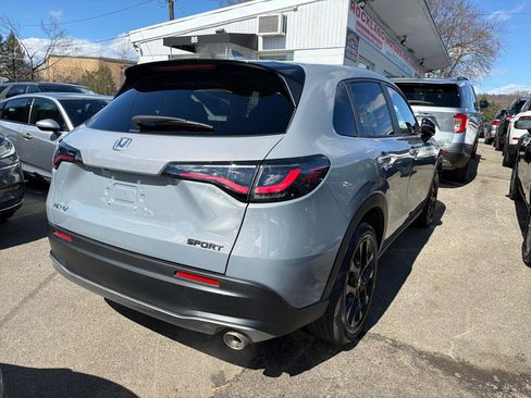 Used 2023 Honda HR-V Sport image 6