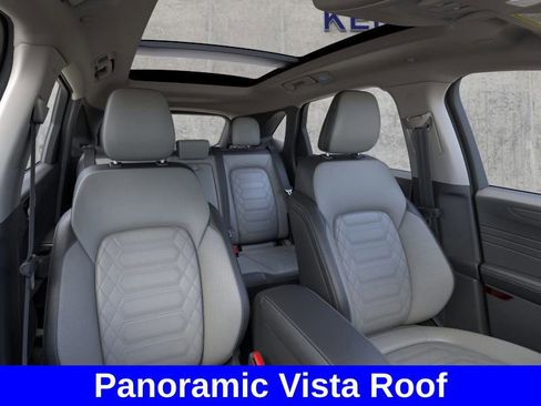 New 2024 Ford Escape SE w/ PHEV Premium Package image 10