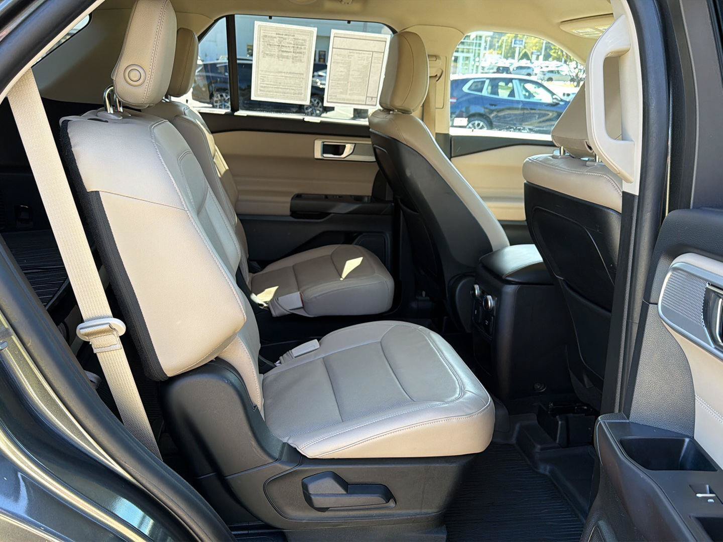 Used 2020 Ford Explorer Limited RWD image 13