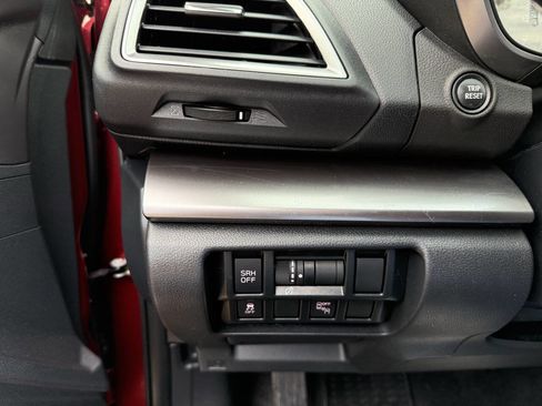 Used 2019 Subaru Crosstrek 2.0i Limited w/ Popular Package #4 image 8