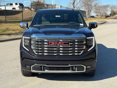New 2026 GMC Sierra 1500 Denali w/ Denali Reserve Package image 9