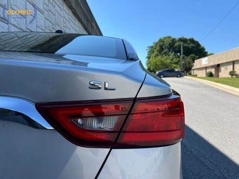 Used 2016 Nissan Maxima 3.5 SL FWD image 16