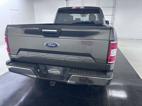 Used 2018 Ford F150 XLT w/ Equipment Group 301A Mid RWD image 16