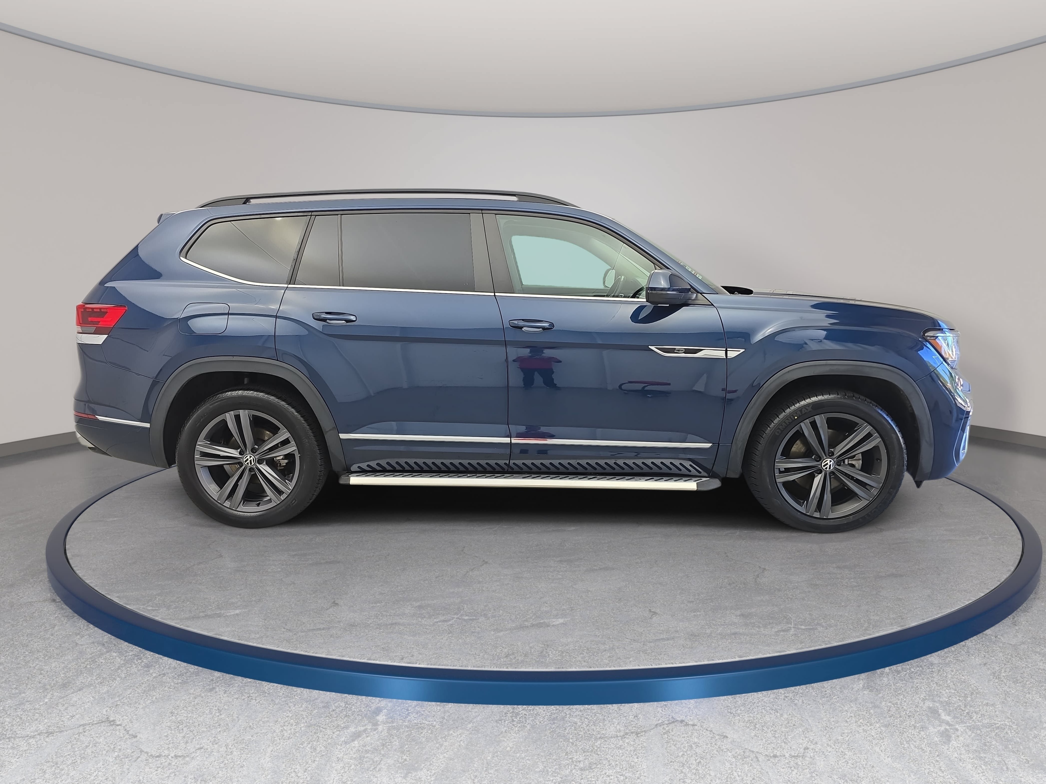 Used 2021 Volkswagen Atlas SE FWD image 4