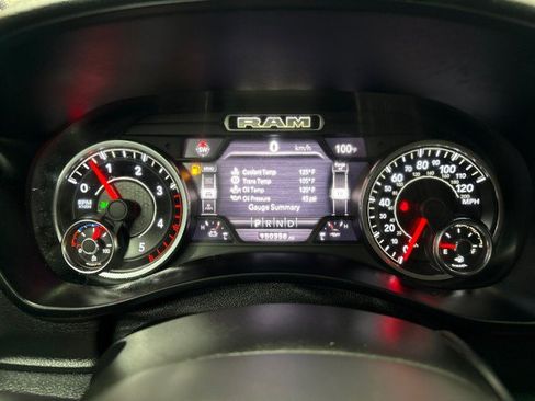 Used 2019 RAM 5500 Tradesman w/ Safety Group AWD/4WD image 16