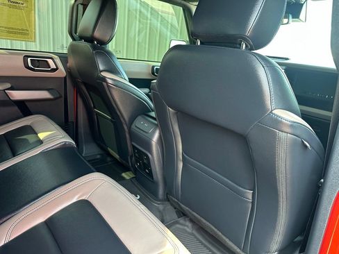 Used 2022 Ford Bronco Wildtrak AWD/4WD image 32