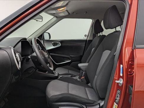 Used 2024 Kia Soul LX w/ Option Group 015 image 14