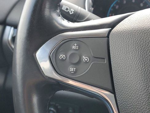 Used 2019 Chevrolet Traverse LT image 9