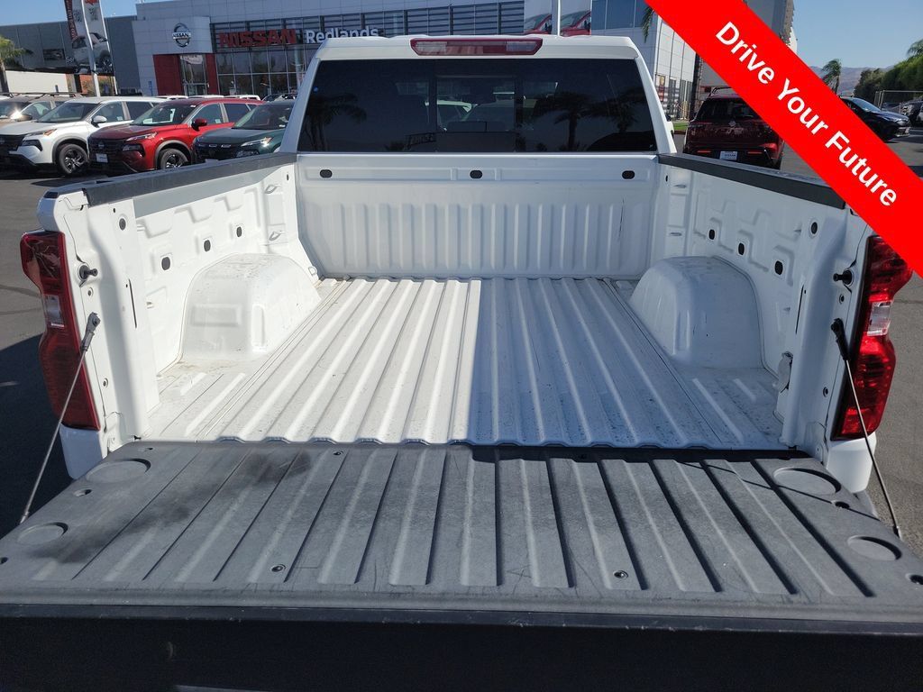 Used 2022 Chevrolet Silverado 1500 LT w/ All Star Edition Plus RWD image 26