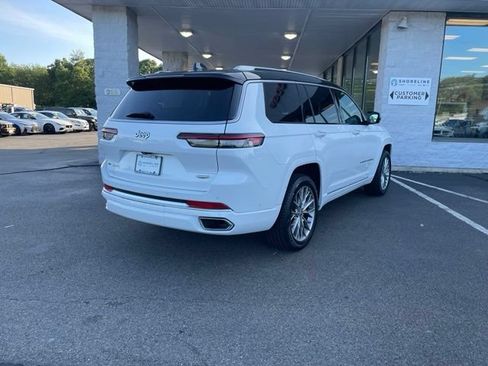 Used 2023 Jeep Grand Cherokee L Summit AWD/4WD image 5